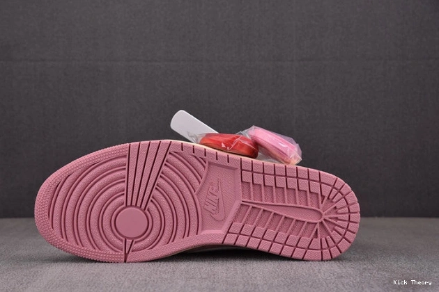 Kicktheory Travis 1 Low x Scott OG AJ SP DM7866-600 0807
